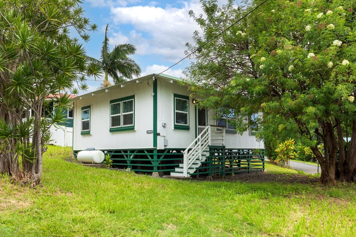 Charming Pa'auilo Plantation Home with Views On Hamakua Coast